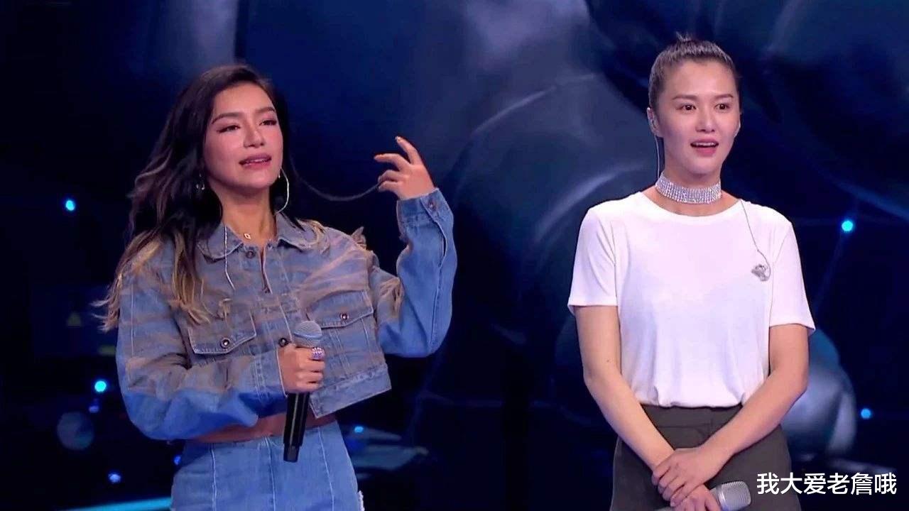 江映蓉|世界上最尴尬的,不过当年我在台上领奖,现在我沦落台下被你指点