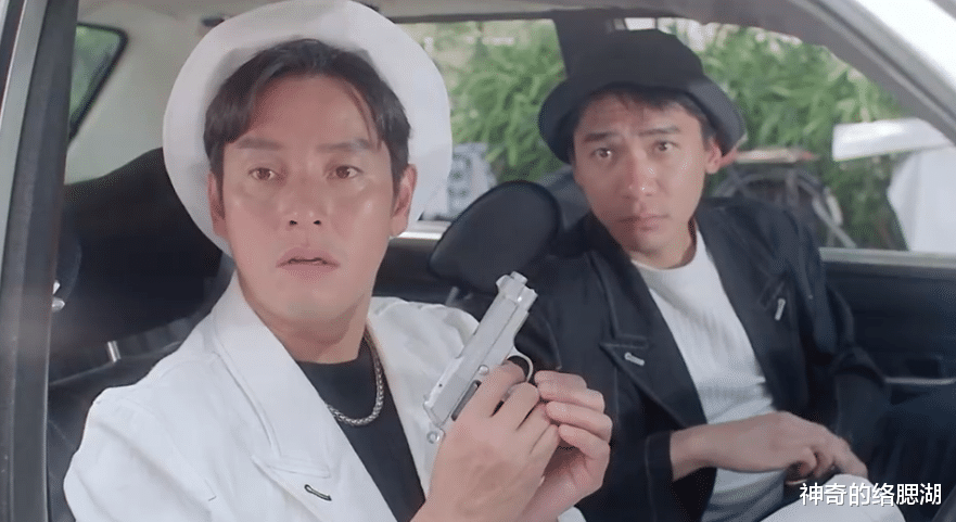 钱嘉乐|23年前,钱嘉乐转型导演,汇集了一众大咖,搞砸了一个经典系列