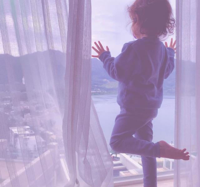 谢安琪|乐坛天后豪宅曝光，容祖儿柜子堆满奖杯，谢安琪落地窗海景无敌