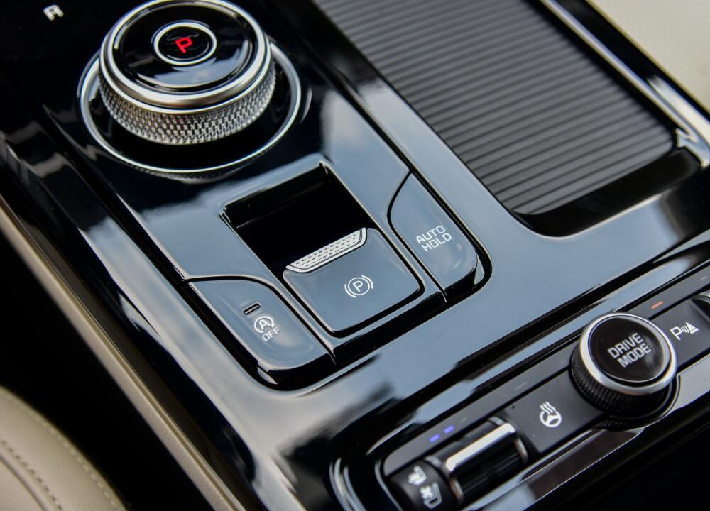 驾驶|集所有大成为一体,韩系车终于要崛起了?全新K5凯酷产品力非常强