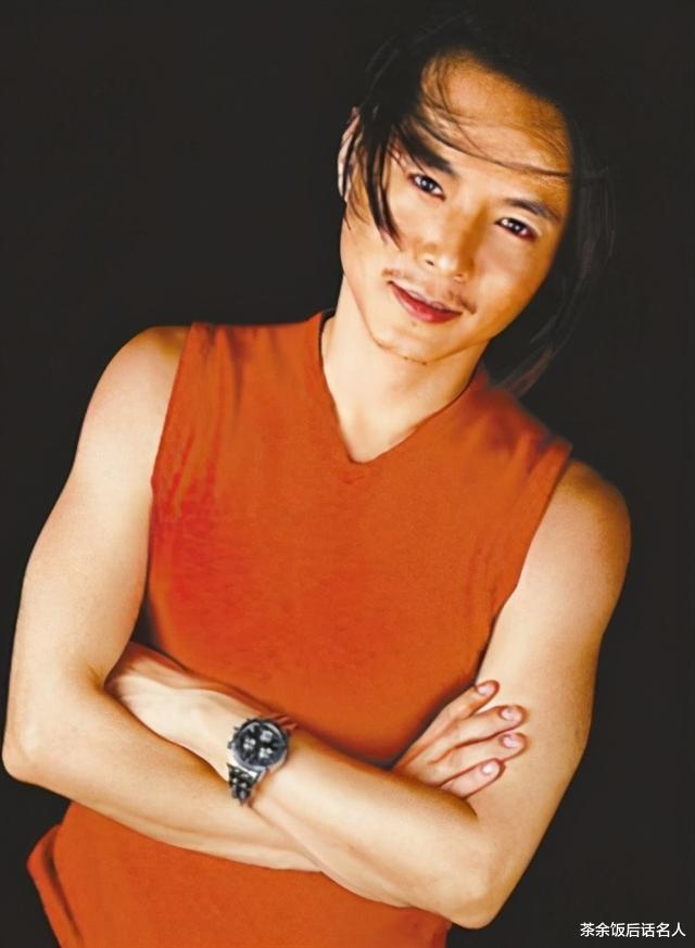 周杰伦|80年代红歌星，上过春晚，离奇失踪9年，至今生死成谜