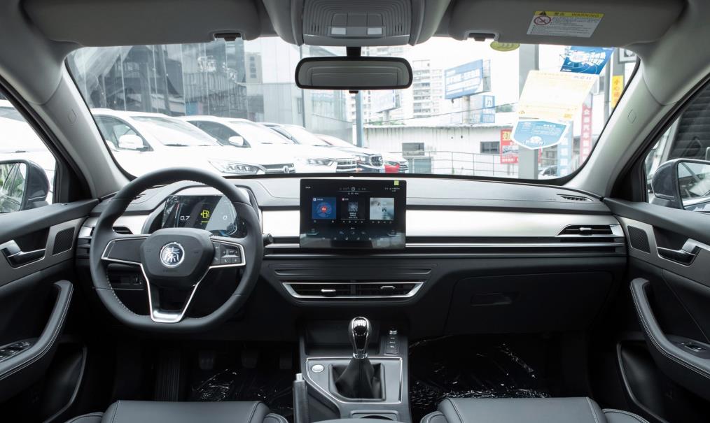 #动力#预算10万左右，年轻人第一辆车该如何选？这三款绝对不容错过