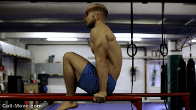 [卷腹]练腹肌别就做仰卧起坐和卷腹了，太低效了！