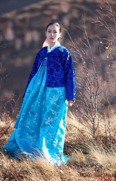 「孙艺珍」孙艺珍古装气质优雅，贵族千金、艺妓造型美成仙，被网民称为孙仙