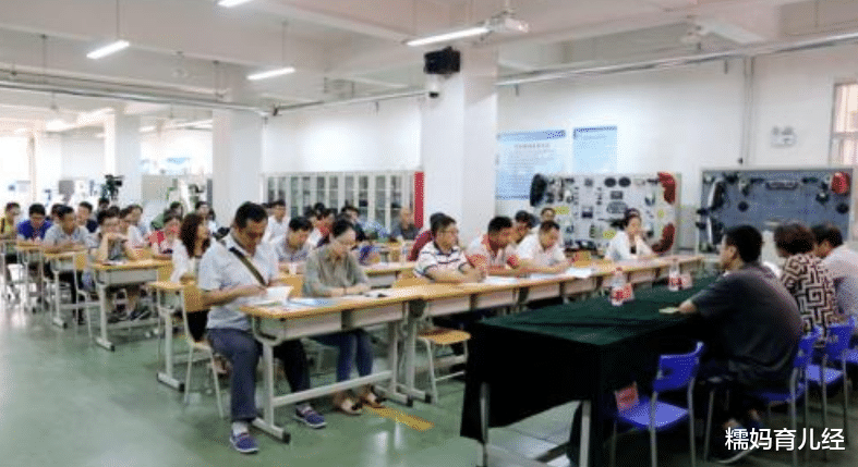 大学|大学“男女比例”失调的5个专业，就业容易脱单难，学生：大意了