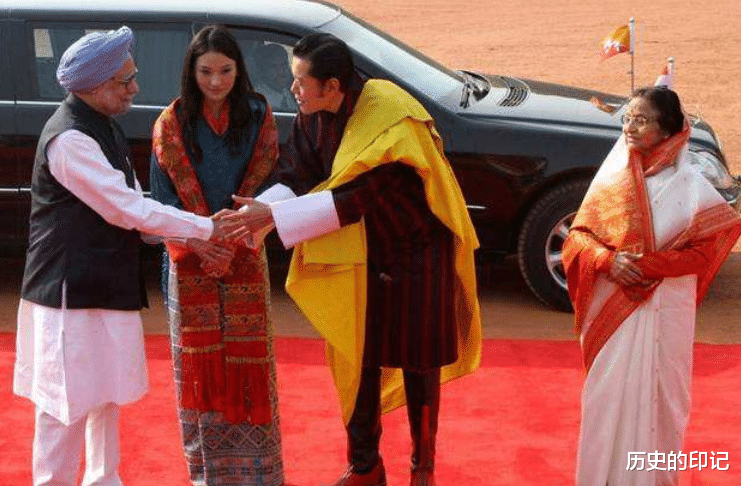 「印度」趁着印度全国大乱，又一国开始脱离印度的控制，这下后悔都晚了！