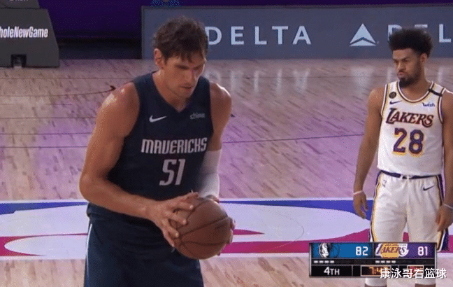 湖人队|大爆冷!湖人首秀惜败,库里8中8果然厉害,詹眉24分,东契奇14分