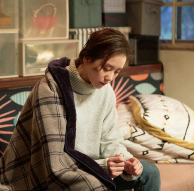 刘诗诗|刘诗诗的职场穿搭不算高级，但真的很值得学习