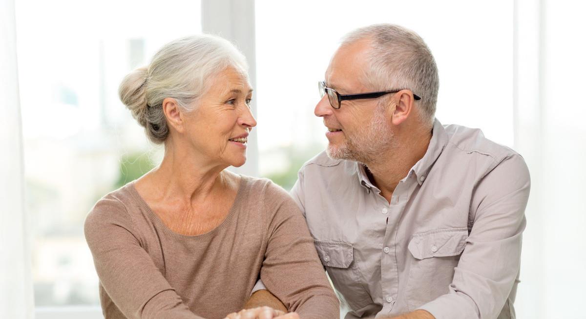 【肝脏】女性一过45岁，为何都喜欢分床睡觉？真实的原因有3个