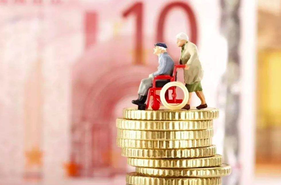 『医疗保险』如果医保卡里的钱当年没有用完，会累积到第2年吗？