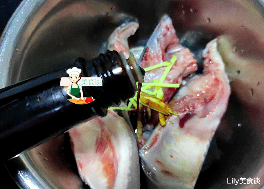 鱼头|热天最馋这蒸菜，蒸一蒸8分钟上桌，鲜到流口水，营养好吃不上火