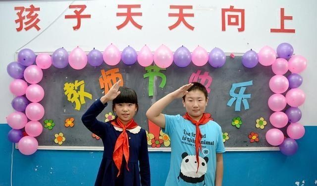 大学|师范类大学最受追捧的4个专业，工作待遇不错，人人争抢的铁饭碗