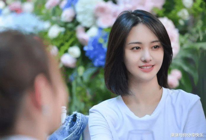 娱乐圈|娱乐圈的“四大花瓶”：个个都是盛世美颜，演技却烂的一塌糊涂