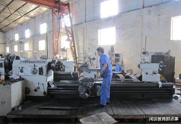 机械▲不建议女生报考的3大专业，全班都是男生不说，毕业还找不到工作