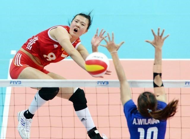 张常宁:主攻之争已有眉目,张常宁获国际排联肯定,征战奥运稳坐主力