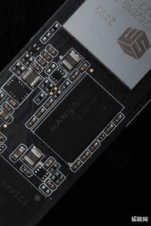 「ssd」千元SSD选购小评比，经典型号老当益壮还是新品才是最香？