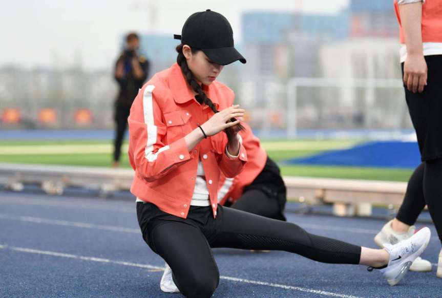 奔跑吧兄弟|还没红参加跑男，遭无视连自我介绍都没有，后名气杨颖都跟不上