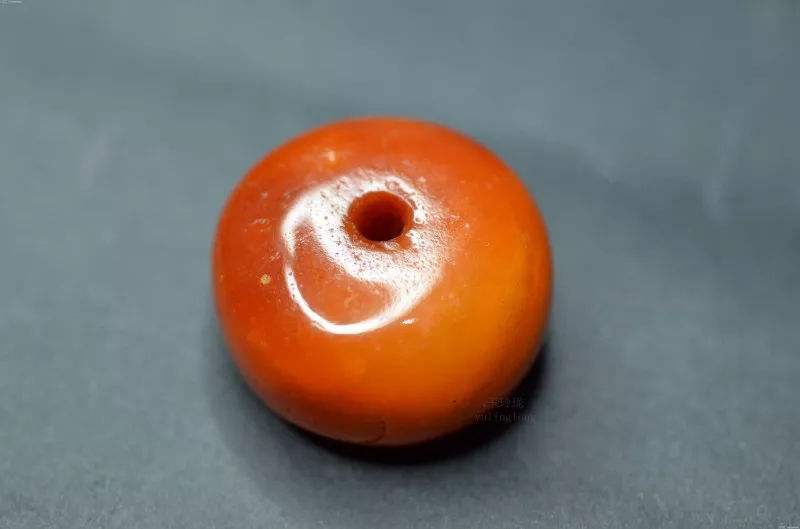 老蜜蜡|盘点一下如何来鉴别一块老蜜蜡
