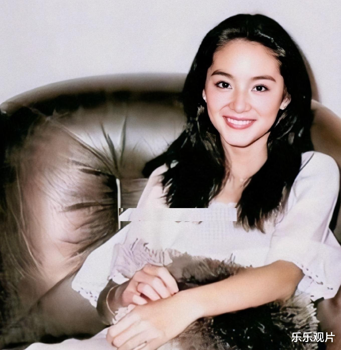 林青霞|林青霞晒与琼瑶旧照，两位女神还是那么美，没有老去的痕迹