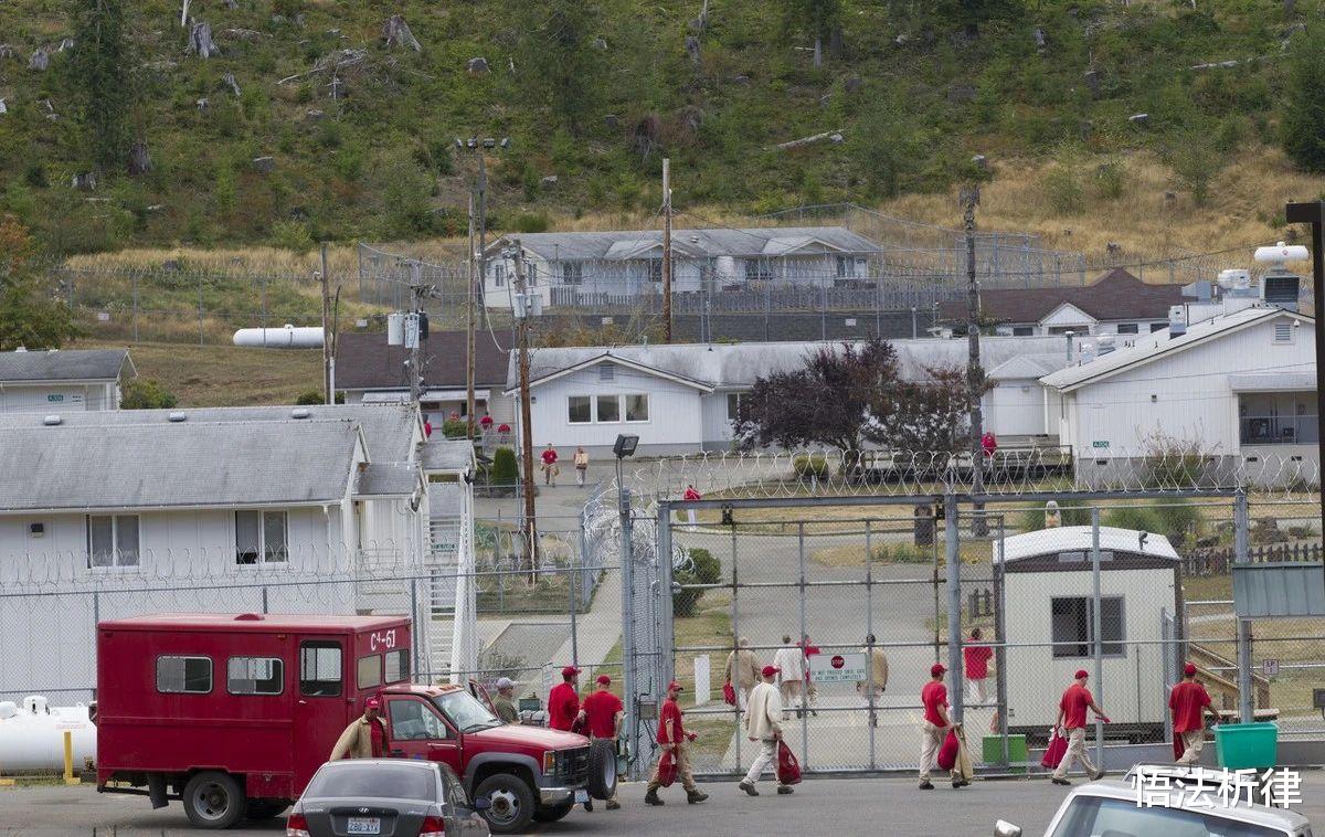 悟法析律|一个人如果进了监狱，不干活会怎么样呢？