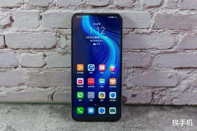 华为荣耀|荣耀X10沦为“最惨”麒麟820手机，销量仅为荣耀9X的30%！