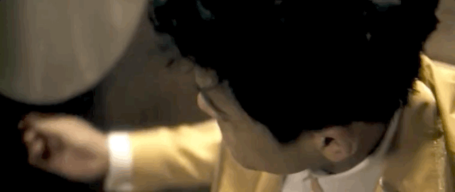 mv|这还是金希澈女友吗？！全团cos铠甲勇士，这也太尴尬了吧…