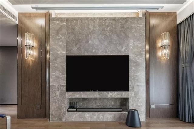 |140平米的四居室设计新颖独特，功能间齐全