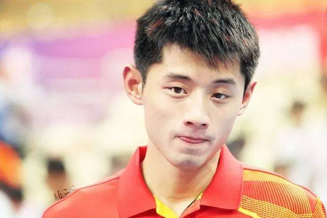 『Angelababy』张继科不是一龙，拒女网红连麦很正常：批中国不差小球冠军是无知