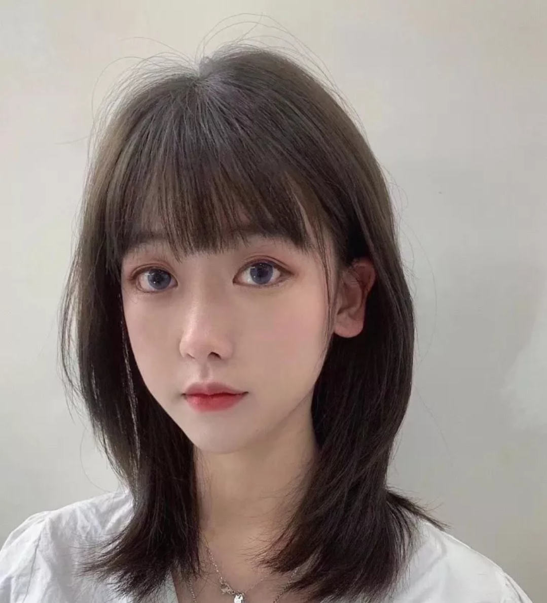 发型|“锁骨发”发型19款,一看就很喜欢,瘦脸时尚不夸张