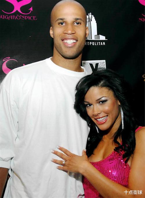 罗梅卢·卢卡库|杰弗森逃婚事件：结婚前两天遇到心动超模，赔百万离开女友毁婚约