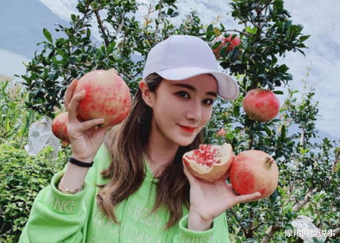 王耀庆|他曾逼疯薇娅，拉黑佟丽娅，却独宠妻子19年，如今因怼人再次爆红