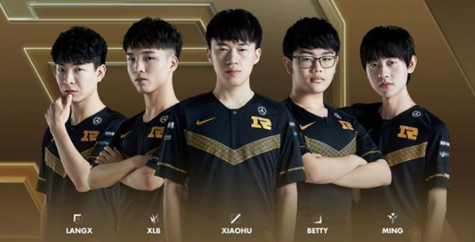 「小龙堡」Rng连胜终结,赛前被吹上天的小龙堡走下神坛,他犯了和karsa一样的错误!