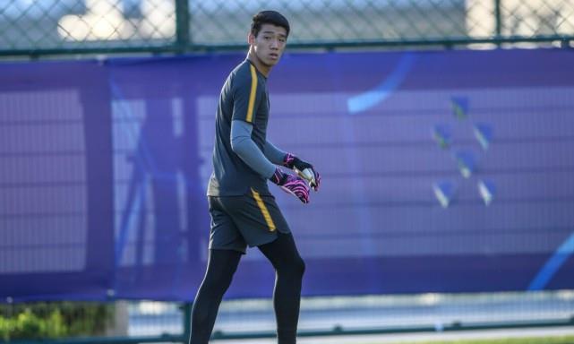 广州恒大|终于要走了？恒大门将意外成球队离队热门，刚出道就曾入选国足