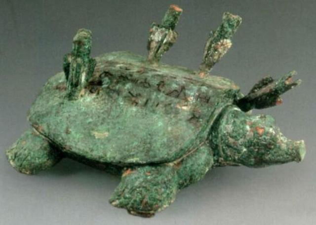 河南|河南村民抓到一只“乌龟”,背上有四支箭,专家:价值18亿