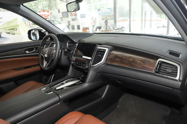 马力■优惠也挽救不了销量，1.5T有193马力，标配全景天窗，为何卖不动