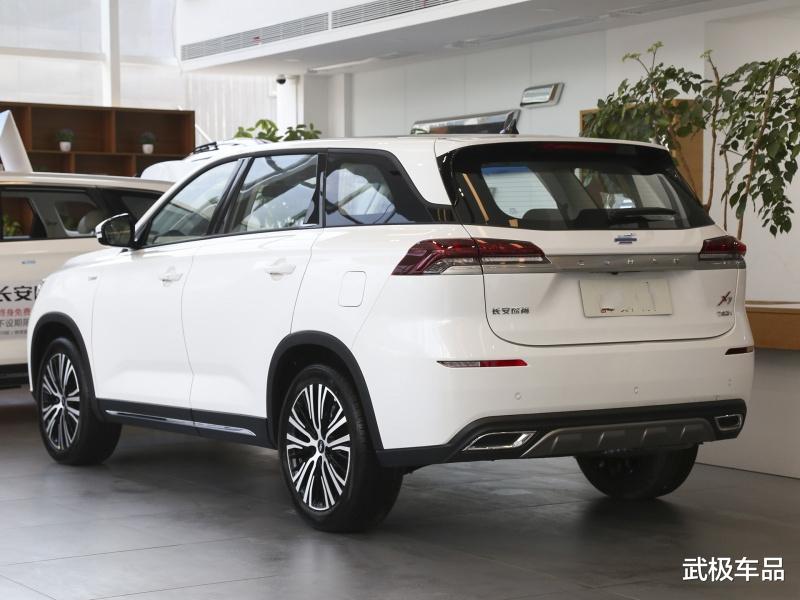 长安汽车|又一国产SUV被捧红，半年销量进前十，同级避其锋芒，关键车好大