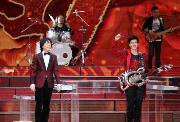 春晚|2013年，王力宏冲到春晚后台，怒扇刘谦两耳光，郭德纲看见没吱声