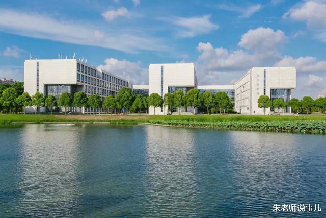 大学生|专科院校不是大学，专科生不是大学生？3点告诉你学历歧视要不得