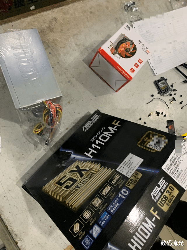 显卡|配置单16G内存无显卡，我以为配置写错了，客户：你不懂电脑！