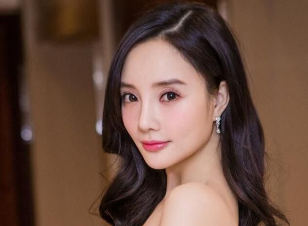 沈梦辰|母亲公开谴责贾乃亮,看完她的话,网友们停止了淡定