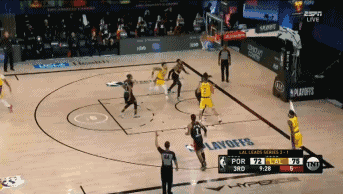 开拓者队|拼了！安东尼单节14分硬抗湖人！可惜啊！他打完开拓者最后一场球