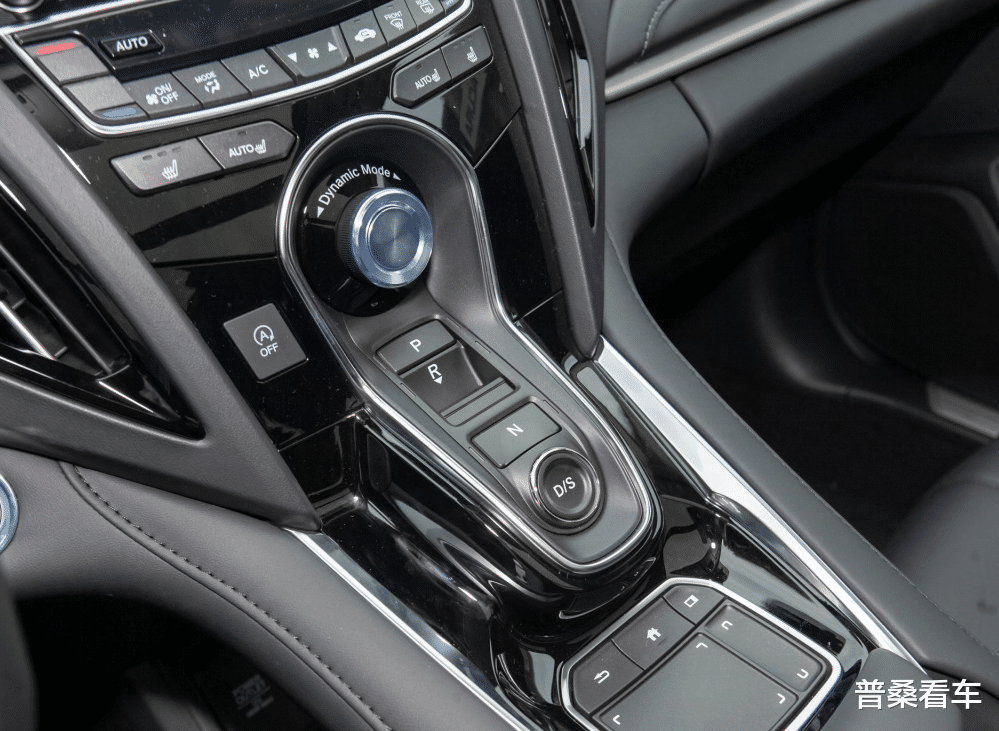 【豪车】最憋屈豪车！十年基本只换轮胎，全时四驱+2.0T，仅32.8万没人懂