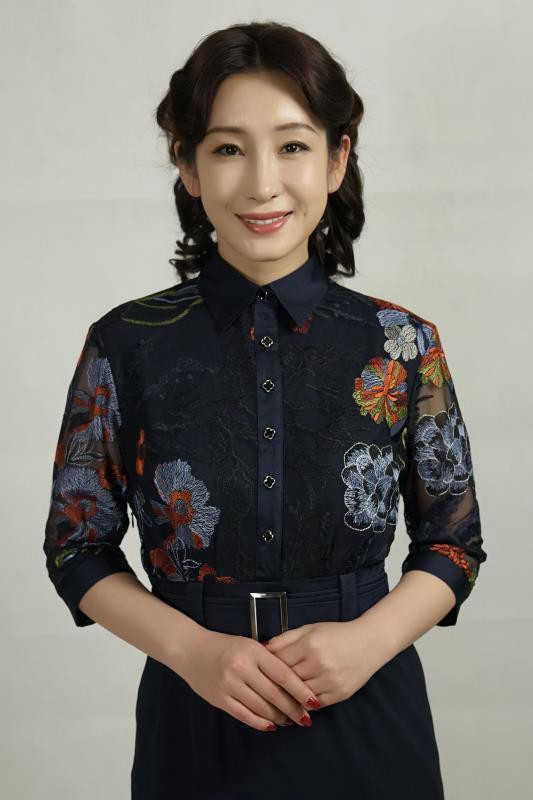 秦海璐|秦海璐新戏饰演钱学森夫人蒋英,演技有余但外形不足,自找无趣?