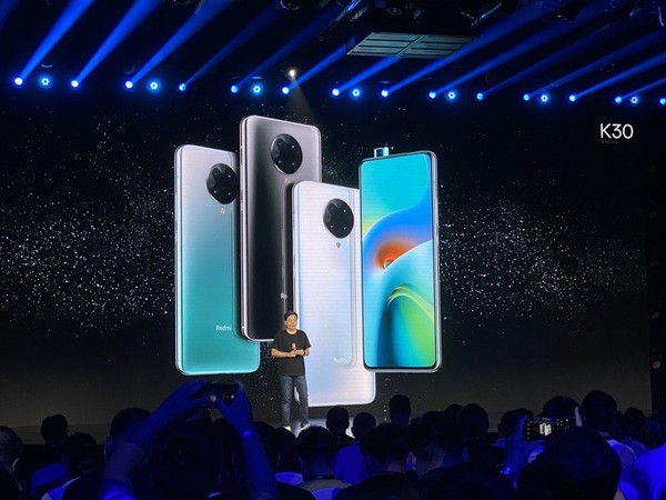 红米手机|重回1999元！红米K30至尊版正式发布，网友：不负性价比之名！