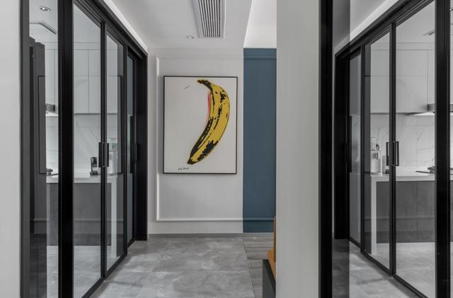 |走进苏州女主新家,客厅刷大白,电视墙做卡座,干净又实用!