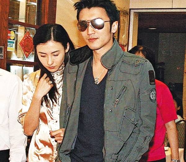 张柏芝|谢霆锋离开张柏芝看似绝情，反而证明了他对张柏芝用情很深