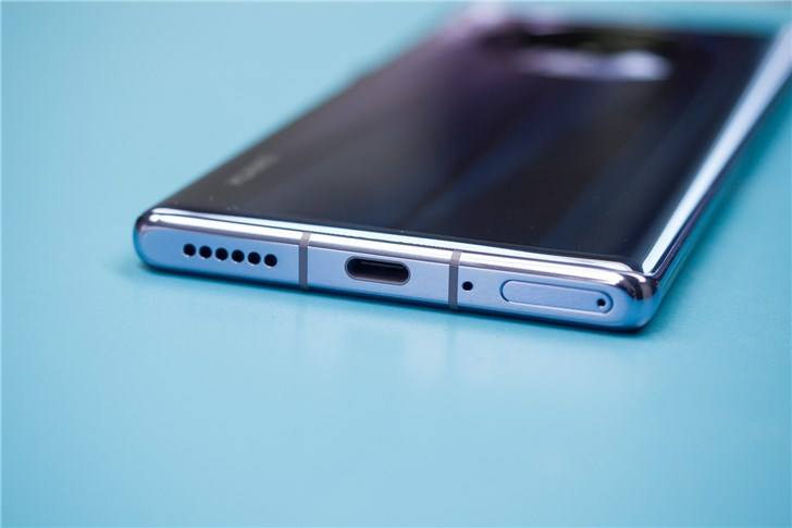 「华为mate30」华为年度旗舰大比拼，mate30比mate30 Pro更实用，这几点是关键