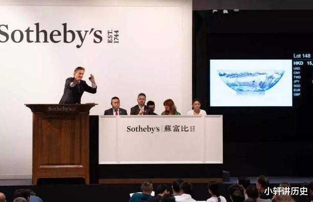 『根雕』拍卖行公布：古物价值榜，第一名还是瓷器，有种藏品贱卖都没人要