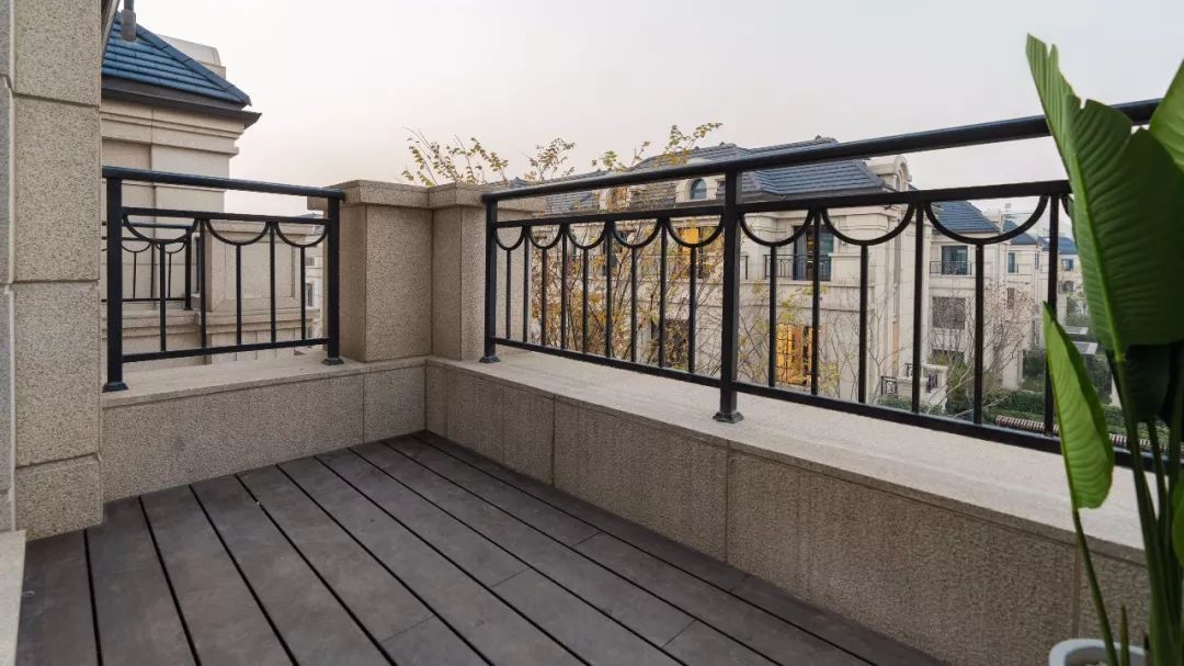 人生难得?虹桥府！1200万起 虹桥主城 法式原石别墅 全新面世！