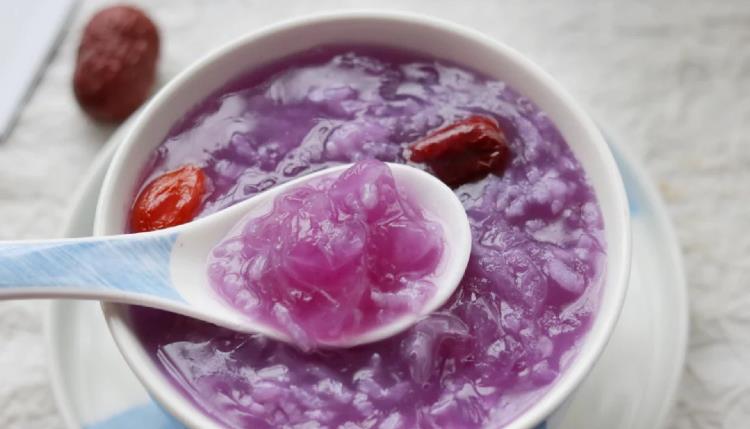 「癌细胞」银耳和它是“绝配”，隔三差五喝一次，排出宿便，皮肤越来越滋润